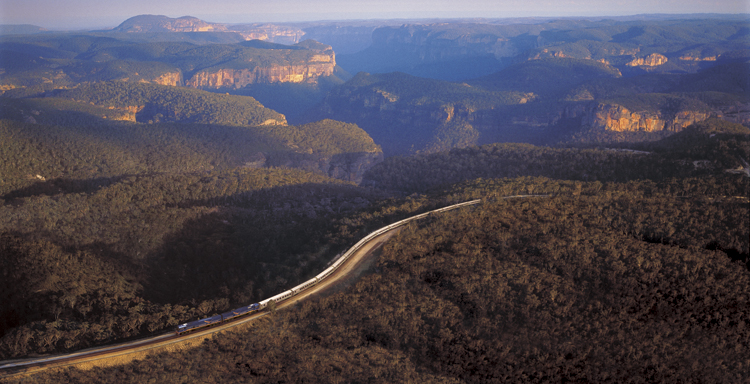 Indian Pacific crosses the Blue Mountains west of Sydney